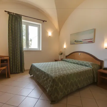 Dolmen Sport Hotel 4*