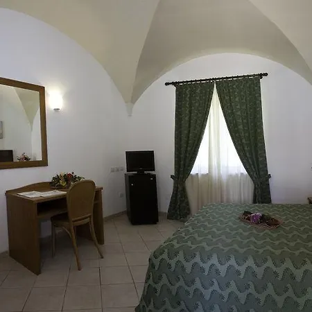 Szálloda Dolmen Sport 4*